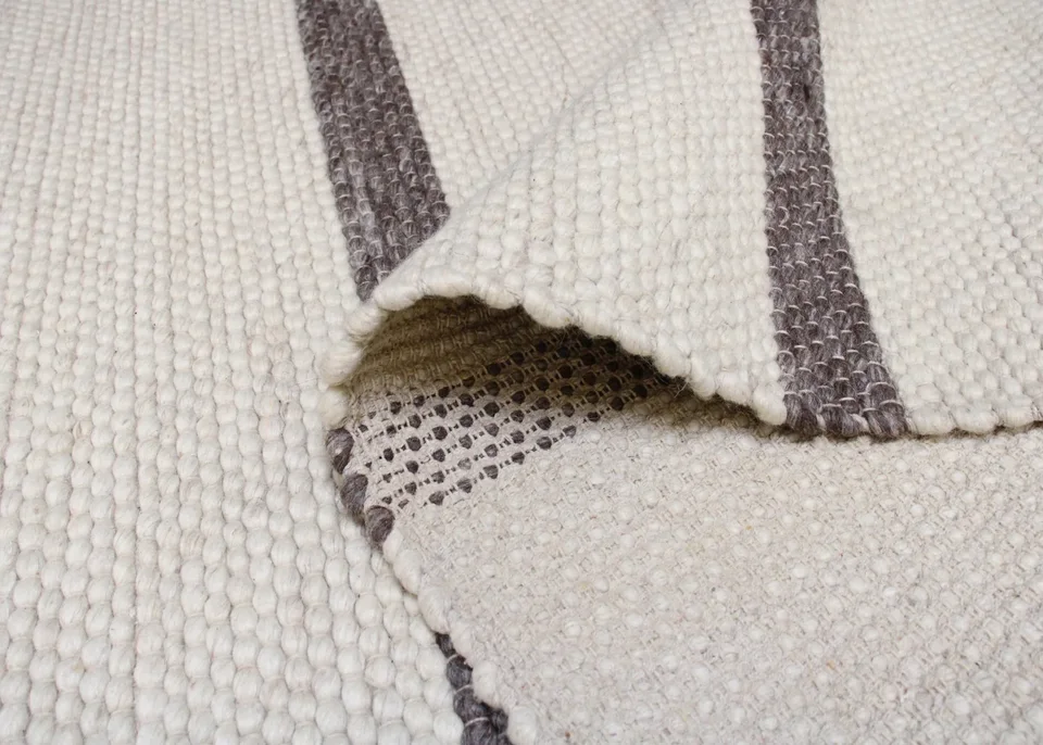 Ivory Linear Bands detail 3